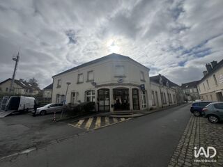  Immeuble à vendre 5 pièces 745 m²
