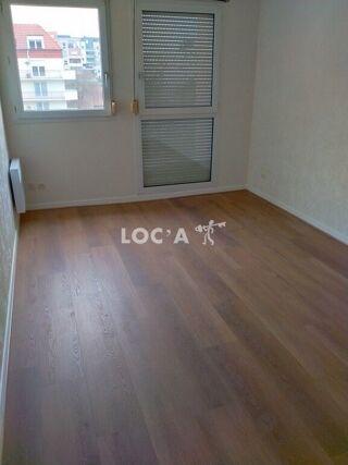  Appartement à louer 3 pièces 65 m²