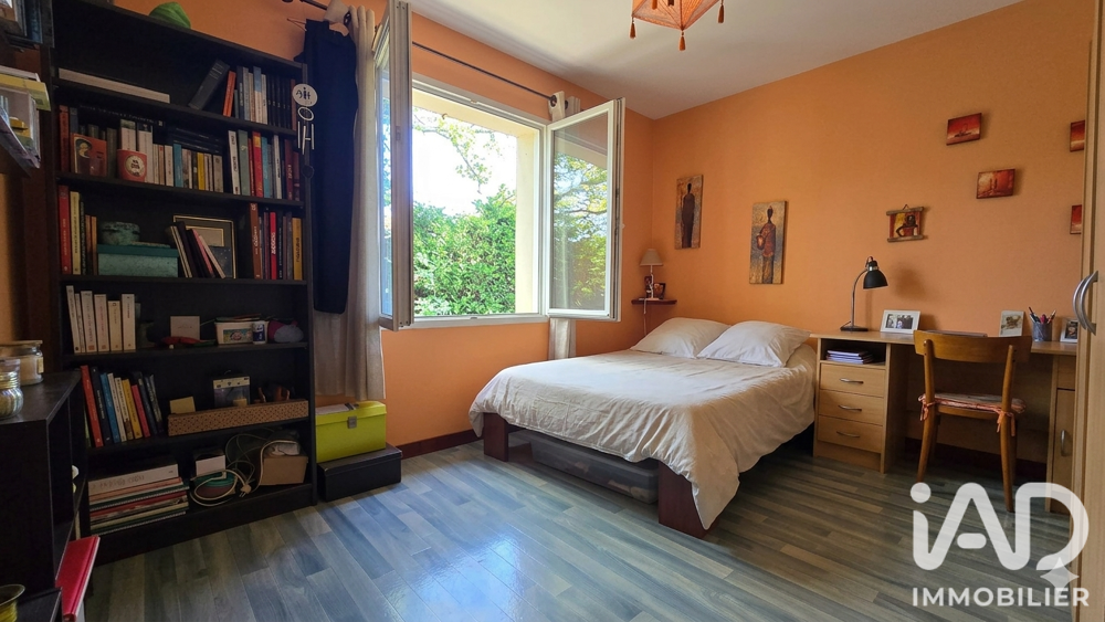 Annonce vente maison 4 pièces de 134m2 à Saint-rémy (79410) - ParuVendu ...