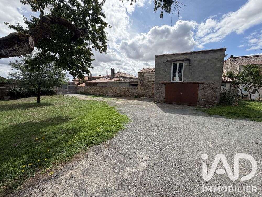 Vente Maison Vente Maison de village 6 pièces Saint-maixent-de-beugné