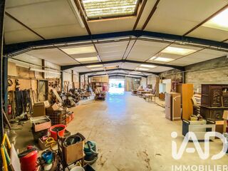  Immeuble à vendre 679 m²