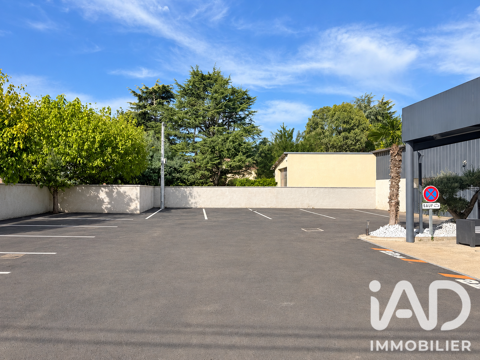   Vente Boutique/Local commercial 300 m&sup2; 