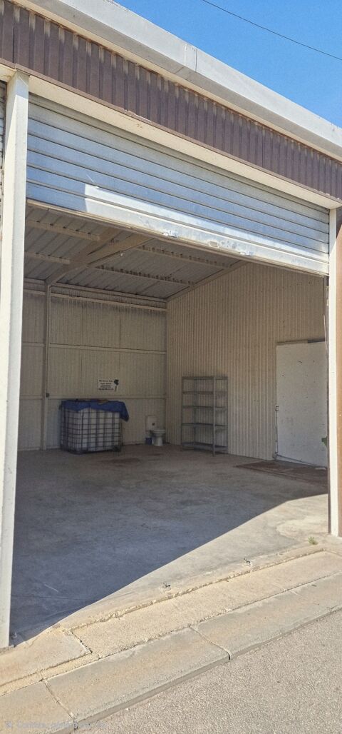   LOCAL ENTREPOT DEPOT STOCKAGE 