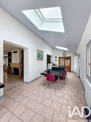  Maison à vendre 10 pièces 215 m²