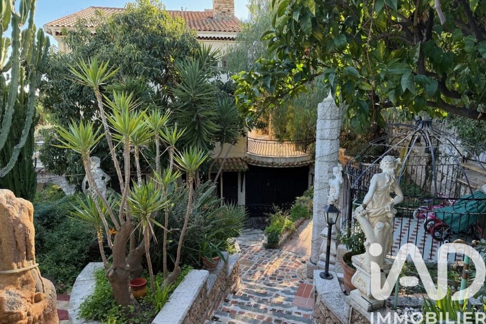 à vendre  Maison Roquebrune-Cap-Martin (06190)