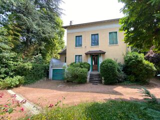  Maison � vendre 7 pi�ces 180 m�