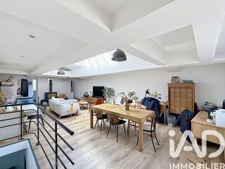  Immeuble à vendre 375 m²