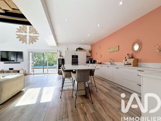  Maison à vendre 11 pièces 321 m²
