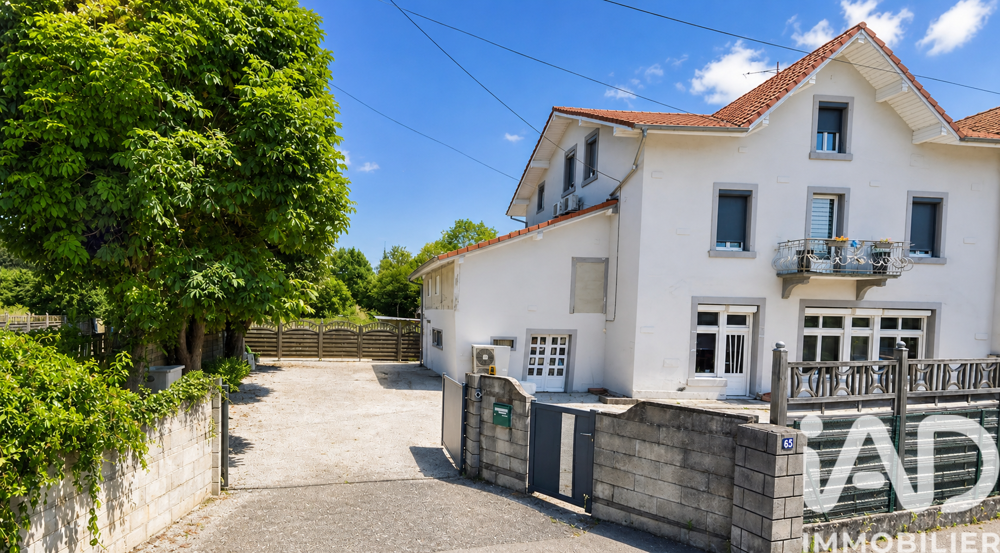 Vente Maison de village 7 pièces