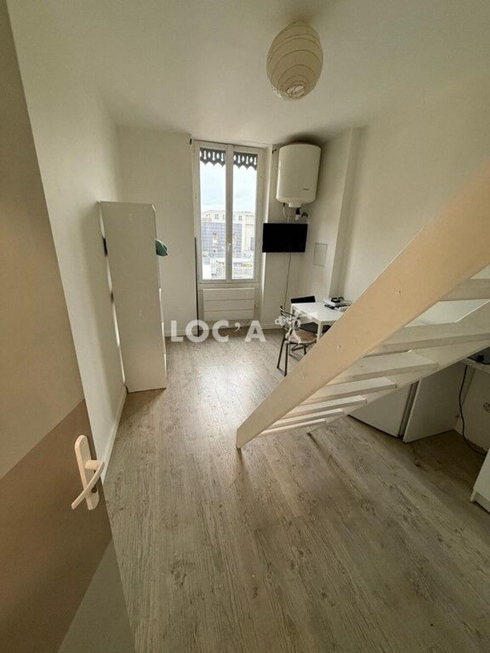 680€ CC / Mois A VISITER sur LYON 03 Studio meublé de 1....