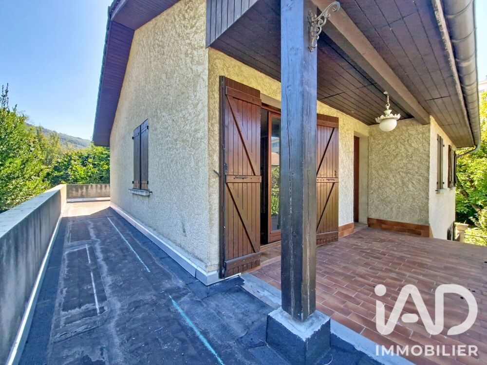Vente Maison Vente Maison traditionnelle 10 pièces Saint-martin-d'hères