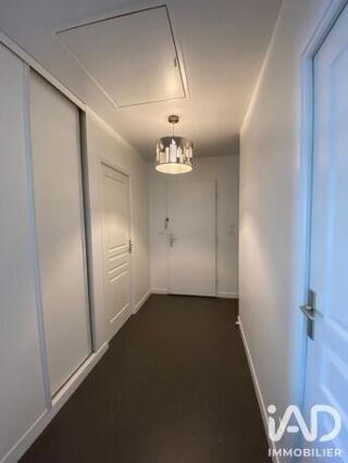 Appartement à louer 3 pièces 54 m²