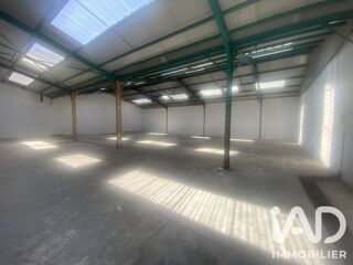  Parking / Garage à vendre 306 m²
