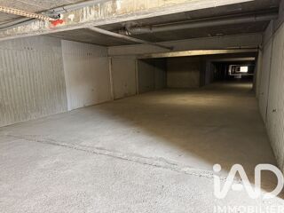  Parking / Garage � vendre 12 m�