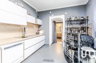  Immeuble � vendre 310 m�