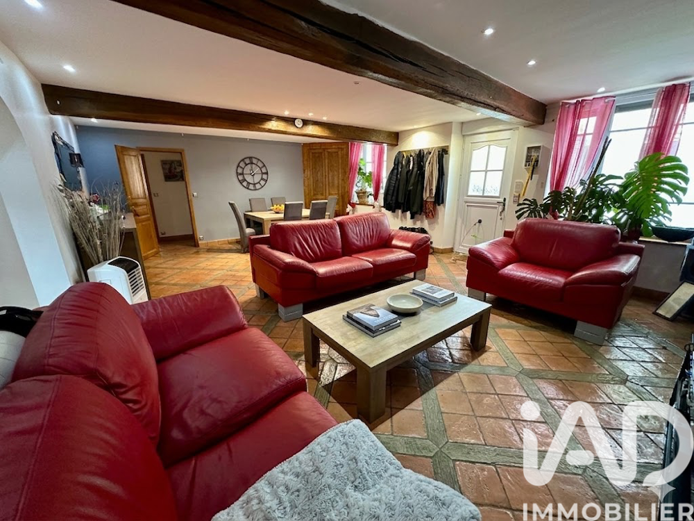 Maison 6 pièces 131 m² · à Châteauneuf-en-Thymerais · 131 m² · 260 000 €