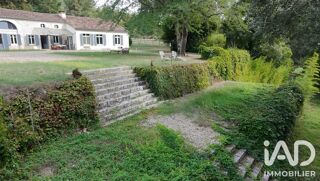  Maison à vendre 13 pièces 439 m²