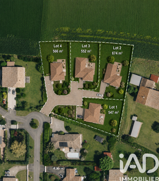  Terrain à vendre 674 m²