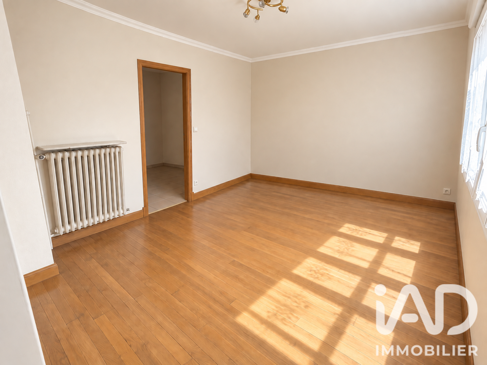 Vente Maison Vente Maison de village 7 pièces Tours-sur-marne