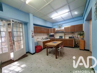  Immeuble à vendre 195 m²