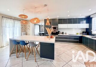  Maison à vendre 6 pièces 183 m²