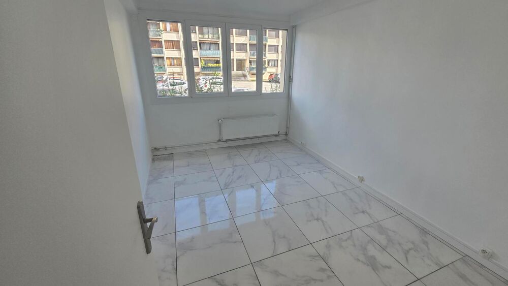 ECHIROLLES 4 Rue Commandant Lenoir, Secteur Bayard, Appa....