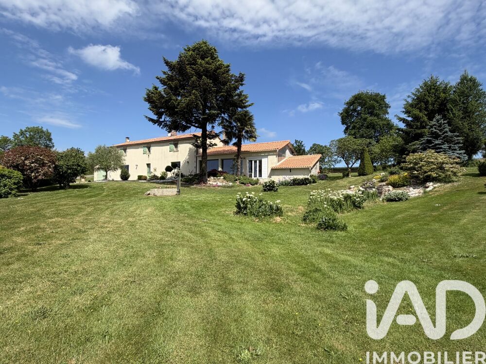 Maison 6 pièces 158 m² · à Terval · 158 m² · 240 000 €