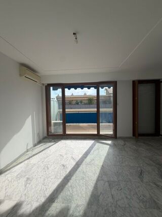 Location Appartement LOCATION VIDE - STUDIO NEUF Beaulieu sur mer