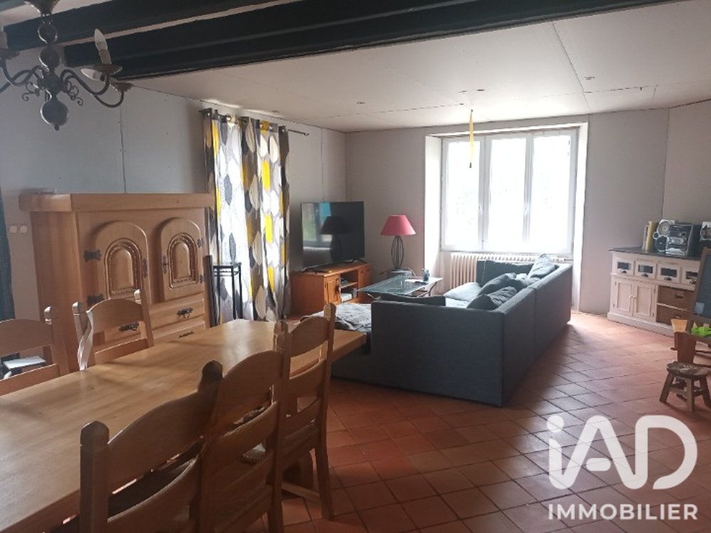 Vente Maison Vente Maison de village 7 pièces Clessé