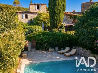  Maison à vendre 10 pièces 218 m²