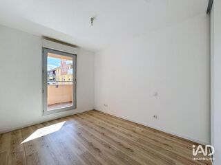  Appartement à louer 4 pièces 82 m²