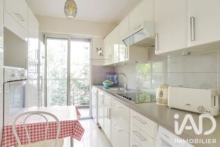  Appartement à louer 3 pièces 80 m²