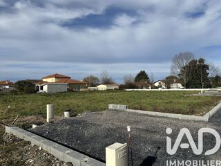  Terrain à vendre 733 m²