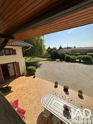  Maison à vendre 7 pièces 239 m²
