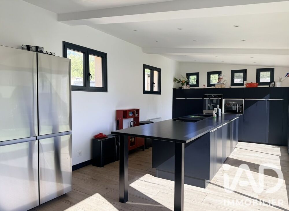 Vente Maison Vente Maison d'architecte 8 pièces Allonne