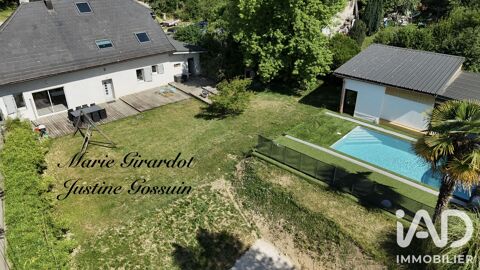   Vente Maison/villa 7 pièces Maison - 7 pièce(s) - 177 m²