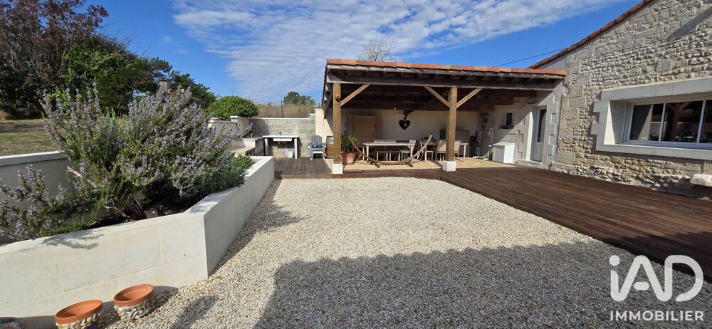 à vendre  Maison Saint-Germain-de-Lusignan (17500)