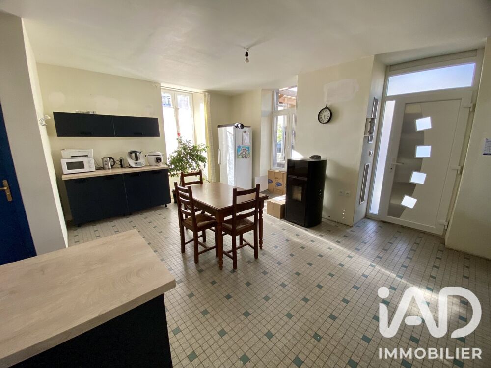 Vente Maison Vente Maison/villa 5 pièces Champgenéteux