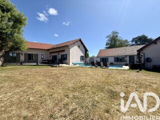  Maison à vendre 12 pièces 260 m²