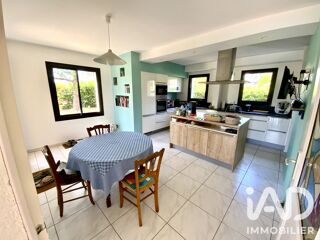  Maison à vendre 8 pièces 231 m²
