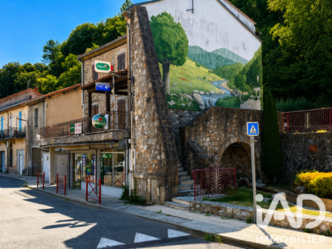   Vente Boutique/Local commercial 180 m&sup2; 
