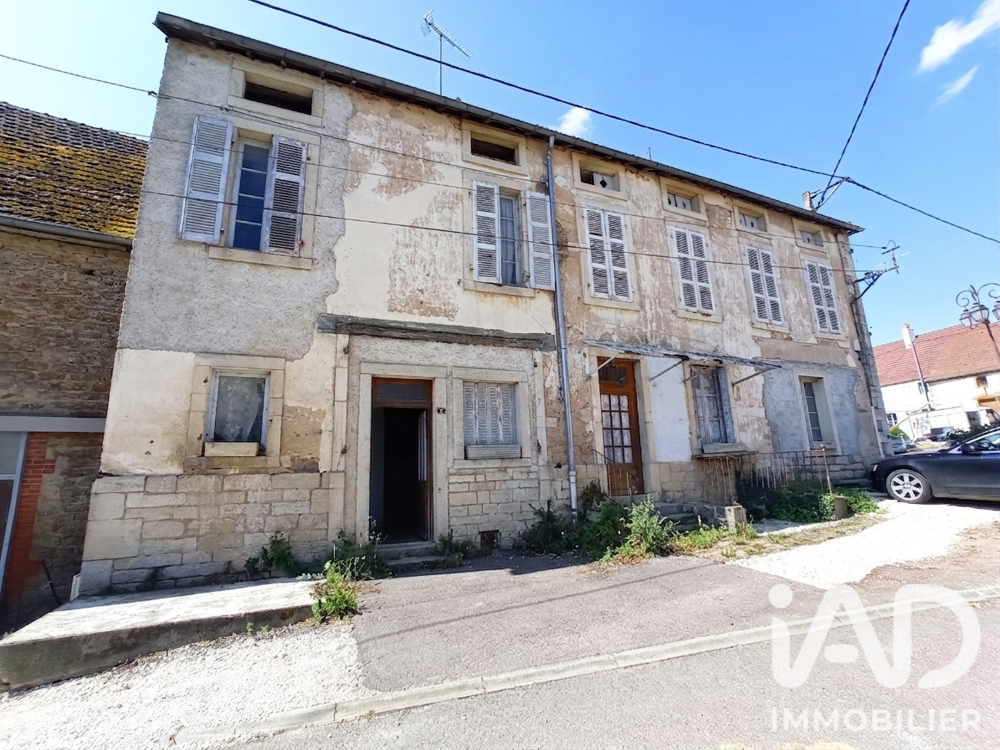 Vente Maison Vente Maison de village 12 pièces Sainte-sabine