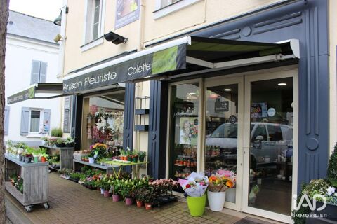Vente Murs commerciaux 260 m&sup2; 299600 49125 Tiercé