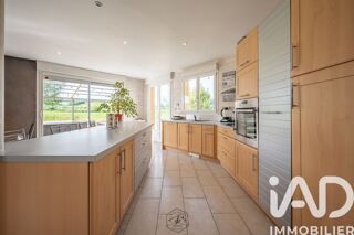  Maison à vendre 10 pièces 201 m²