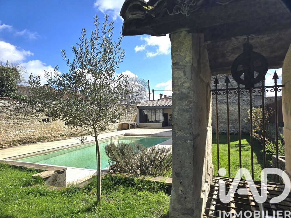 Vente Maison Vente Maison/villa 9 pièces Cognac