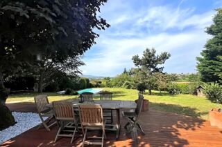  Maison  vendre 7 pices 215 m