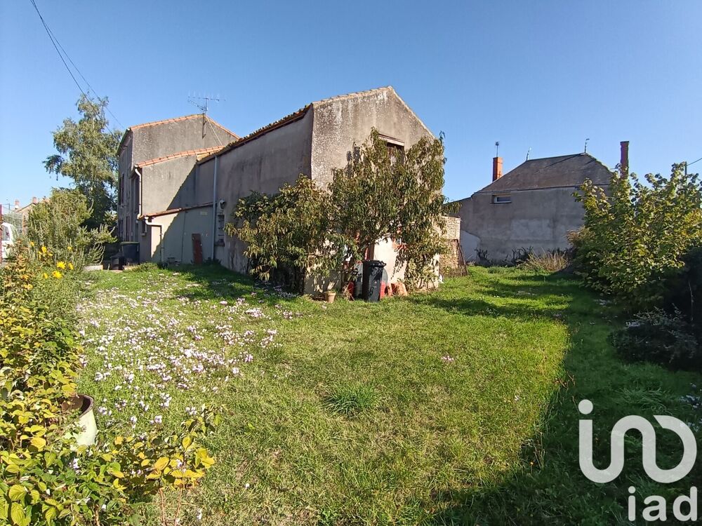 Maison 3 pièces 97 m² · à Irais · 97 m² · 59 900 €