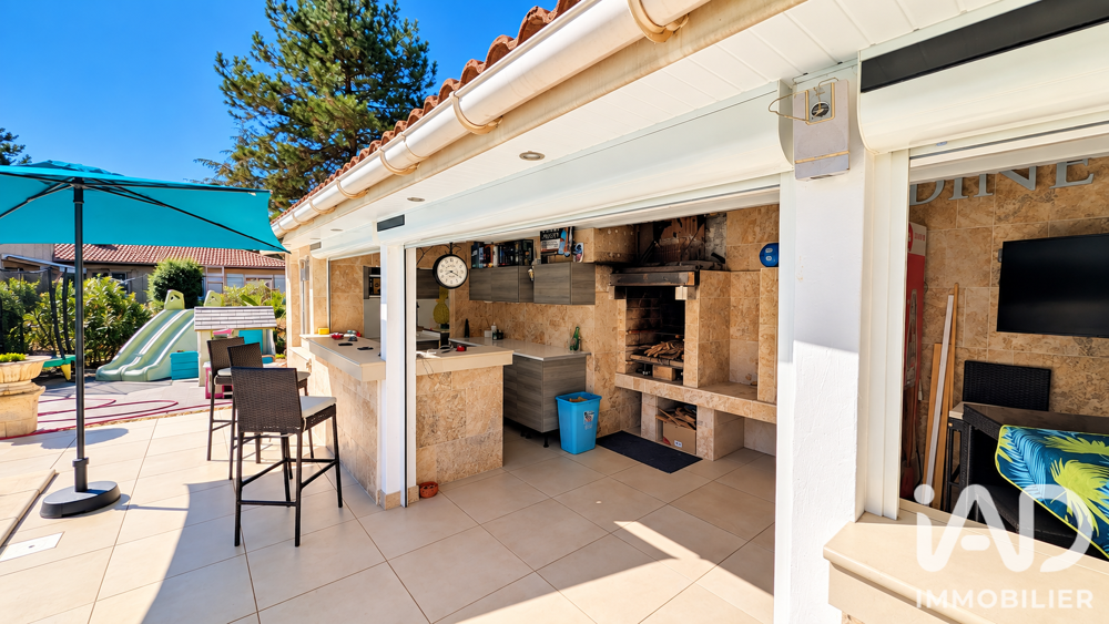 Vente Maison Vente Maison d'architecte 9 pièces Montendre