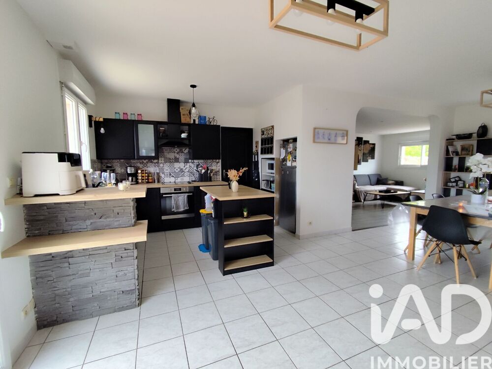 Vente Maison Vente Maison/villa 4 pièces Beaufort-en-anjou