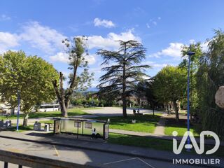  Immeuble à vendre 261 m²